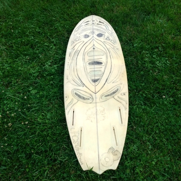 Surfboard - Picture 2 of 5